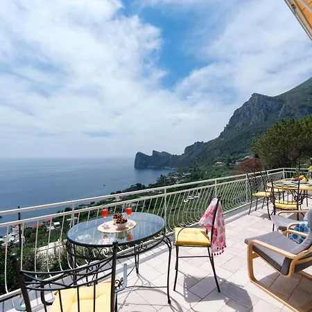 Апартаменты Belvedere Stunning Sea View Нерано