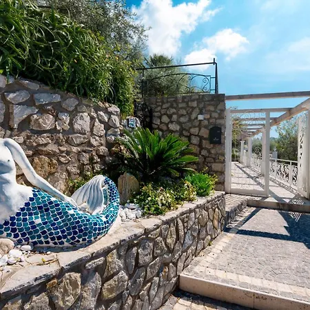 Апартаменты Belvedere Stunning Sea View *
